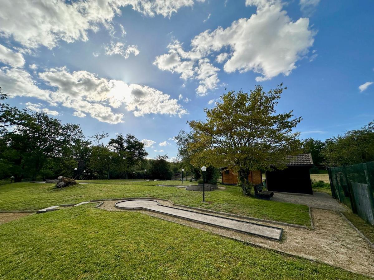 South Soul Cottage ソンム・ルーズ エクステリア 写真